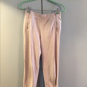 ON HOLD: Lululemon sweatpants size 6